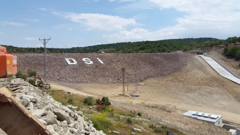 UŞAK EŞME KARACAÖMERLİ GÖLETİ VE SULAMASI İNŞAATI